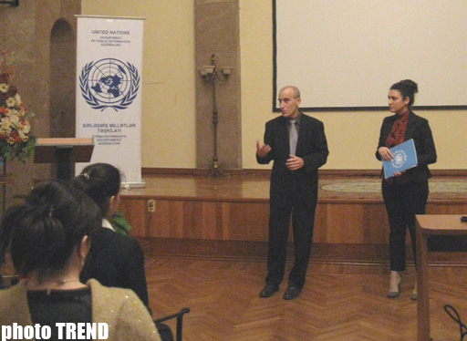 Baku commemorates Holocaust victims (PHOTO)