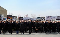 President of Azerbaijan honors memory of Khojaly genocide victims (PHOTO)