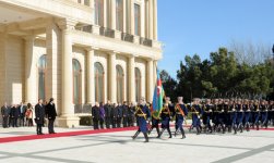 Georgian President officially welcomed to Azerbaijan (PHOTO)