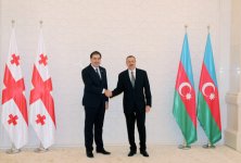 Georgian President officially welcomed to Azerbaijan (PHOTO)