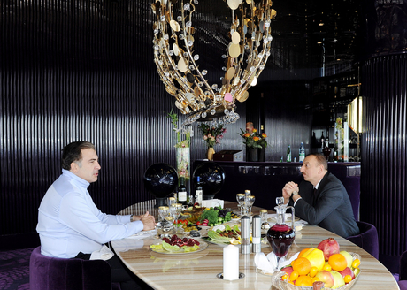 Azerbaijani and Georgian presidents have joint dinner (PHOTO)