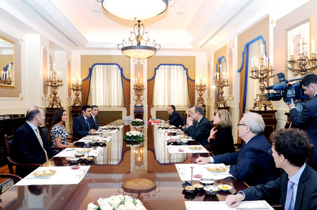 Azerbaijani first lady meets French Minister of Culture and Communication (PHOTO)