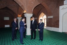 Azerbaijani President inspects Juma Mosque after major overhaul (PHOTO)