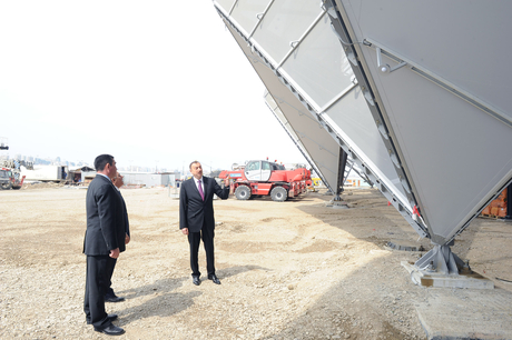 Azerbaijani President and his spouse inspect construction progress at National Flag Square and Sports and Concert Complex (PHOTO)
