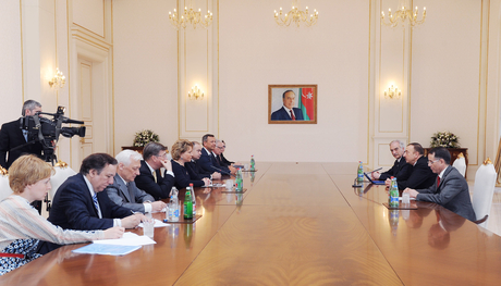 Azerbaijani President awarded with the CIS Inter-parliamentary Assembly`s Friendship order (PHOTO)