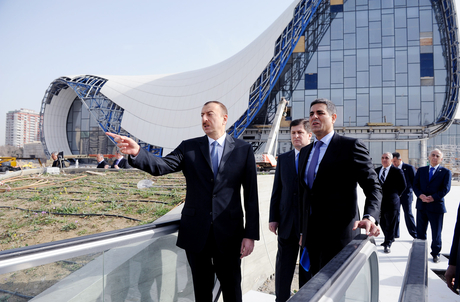 Azerbaijani President inspects construction progress in Heydar Aliyev Center (PHOTO)