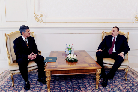 Azerbaijani President receives credentials of incoming Brazilian ambassador