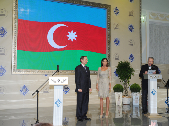 “Stars of the Commonwealth" award presented to First Lady of Azerbaijan in Moscow (PHOTO)
