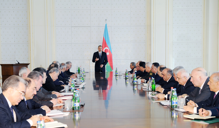 President of Azerbaijan chairs Cabinet’s meeting on outcomes of socio-economic development in first quarter 2012 and forthcoming duties (PHOTO)