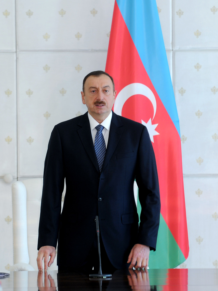 President of Azerbaijan chairs Cabinet’s meeting on outcomes of socio-economic development in first quarter 2012 and forthcoming duties (PHOTO)