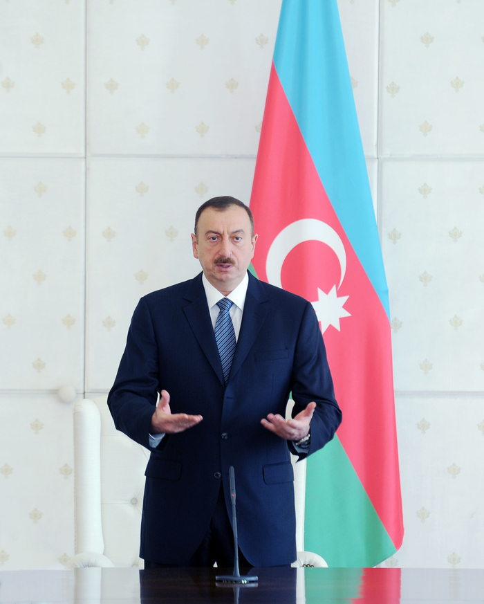President of Azerbaijan chairs Cabinet’s meeting on outcomes of socio-economic development in first quarter 2012 and forthcoming duties (PHOTO)