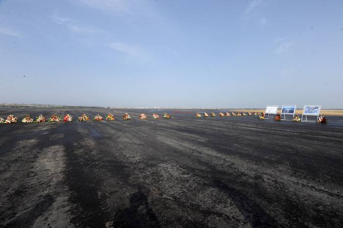 Azerbaijan`s President inaugurates new runway at Heydar Aliyev International Airport (PHOTO)