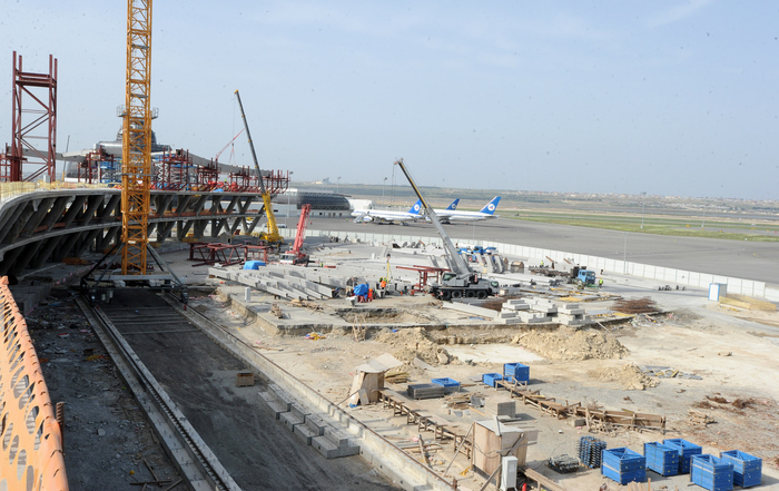 Azerbaijan`s President inaugurates new runway at Heydar Aliyev International Airport (PHOTO)