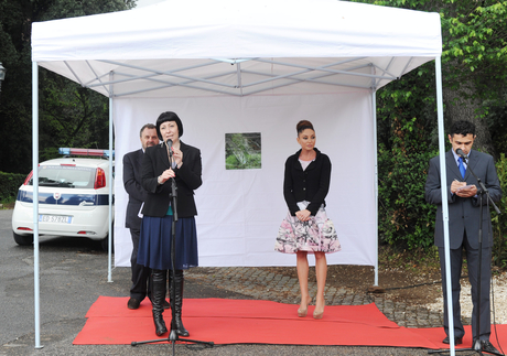 Mehriban Aliyeva unveils monument to great poet Nizami Ganjavi in Rome (PHOTO)
