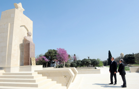 Azerbaijani President inspects work carried out in Baku on reconstruction and repair (PHOTO)
