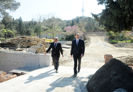 Azerbaijani President inspects work carried out in Baku on reconstruction and repair (PHOTO)