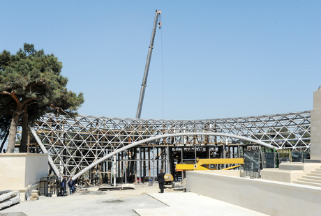 Azerbaijani President inspects work carried out in Baku on reconstruction and repair (PHOTO)