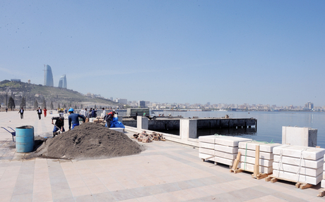 Azerbaijani President inspects work carried out in Baku on reconstruction and repair (PHOTO)