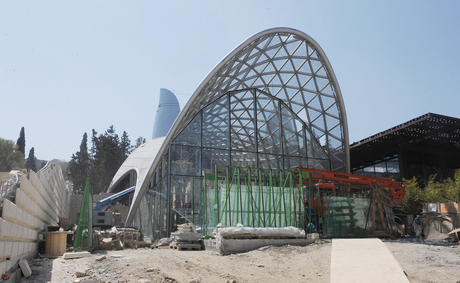 Azerbaijani President inspects work carried out in Baku on reconstruction and repair (PHOTO)