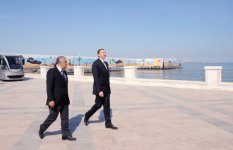 Azerbaijani President inspects work carried out in Baku on reconstruction and repair (PHOTO)