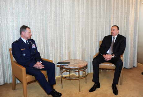 Azerbaijani President meets US transportation commander