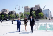 President Ilham Aliyev and his spouse inspects construction work at several places in Baku (PHOTO)