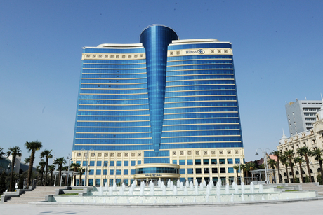 President Ilham Aliyev and his spouse inspects construction work at several places in Baku (PHOTO)