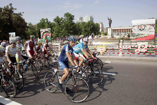 Second stage of international cycle tour finishes in Azerbaijan (PHOTO)