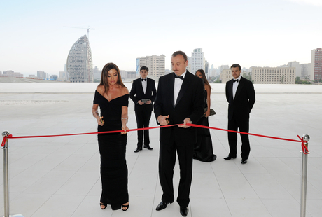 Azerbaijani President and his spouse opens Heydar Aliyev Center (PHOTO)