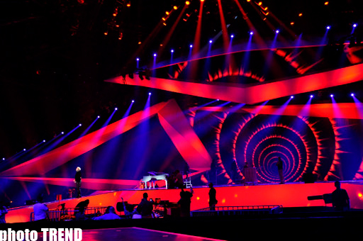 Eurovision-2012 Georgian representative and his sister on Baku Crystal Hall stage (PHOTO)