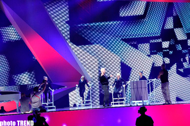 Eurovision-2012 Georgian representative and his sister on Baku Crystal Hall stage (PHOTO)
