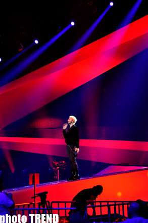 Eurovision-2012 Georgian representative and his sister on Baku Crystal Hall stage (PHOTO)