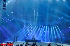 Swedish Eurovision 2012 contestant performs at Baku Crystal Hall stage (PHOTO)