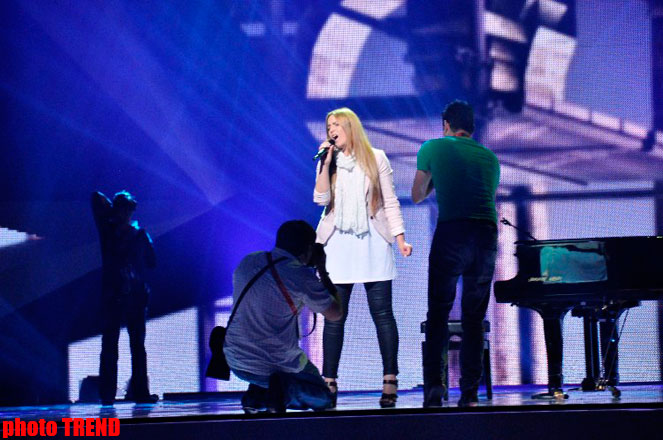 Eurovision-2012 Bosnian and Norwegian participants hold rehearsals in Baku (PHOTO)