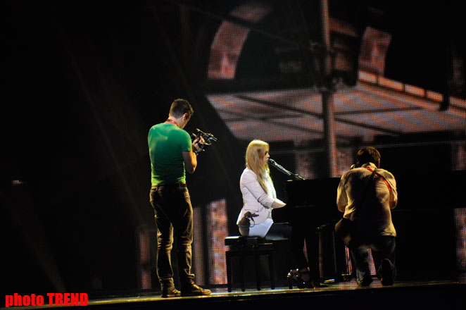 Eurovision-2012 Bosnian and Norwegian participants hold rehearsals in Baku (PHOTO)