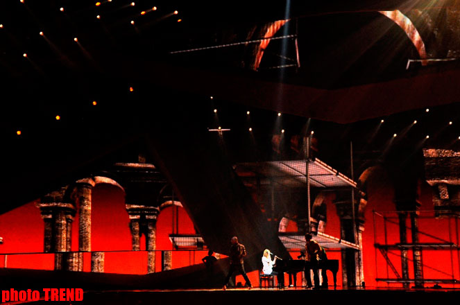 Eurovision-2012 Bosnian and Norwegian participants hold rehearsals in Baku (PHOTO)