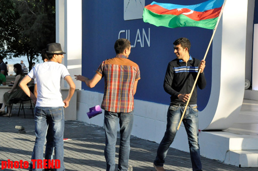 Thousands of people in Baku to watch Eurovision 2012 grand final at National Seaside Park (PHOTO)