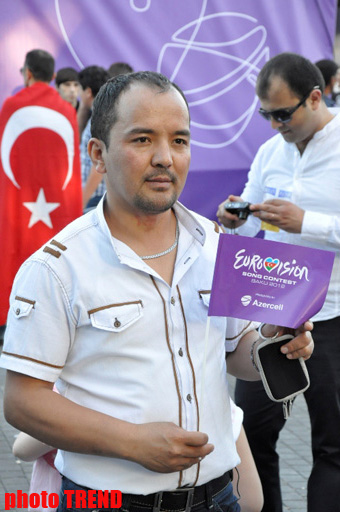 Thousands of people in Baku to watch Eurovision 2012 grand final at National Seaside Park (PHOTO)