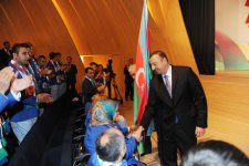 Azerbaijani President and his spouse attend seeing off ceremony of Olympic athletes (PHOTO)