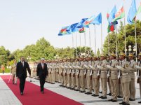 Head of European Council officially welcomed in Azerbaijan