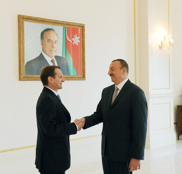 Azerbaijan`s President receives Russian delegation led by chairman of State Duma (PHOTO)