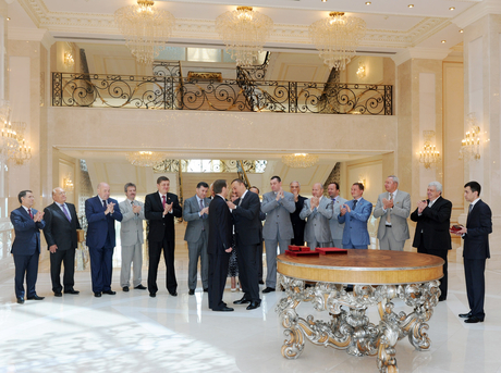 Azerbaijan`s President receives Russian delegation led by chairman of State Duma (PHOTO)