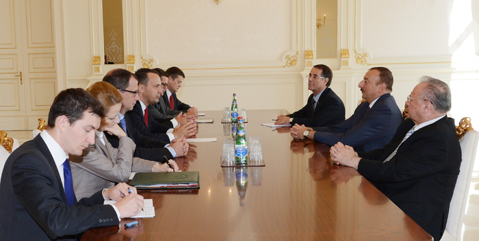 Azerbaijani President receives Polish FM