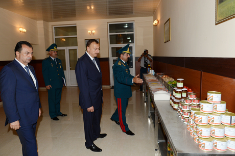 Azerbaijani President opens newly reconstructed Lankaran frontier troops garrison (PHOTO)