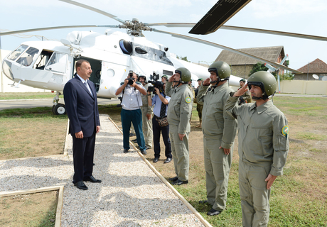 Azerbaijani President opens newly reconstructed Lankaran frontier troops garrison (PHOTO)