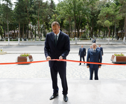 Azerbaijani President inaugurates Heydar Aliyev Art Center in Jalilabad (PHOTO)