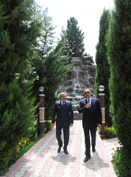 President of Azerbaijan gets acquainted with newly reconstructed Youth Park and Flag Square in Jalilabad (PHOTO)