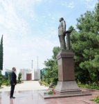 Azerbaijani President arrives in country’s Jalilabad region (PHOTO)