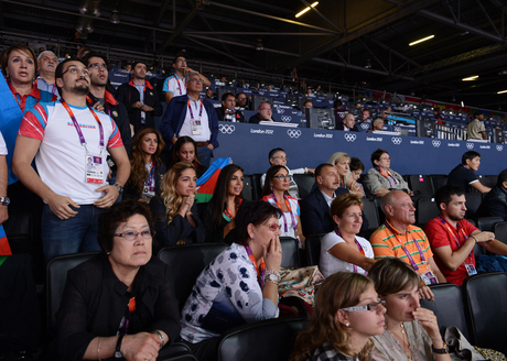 President Ilham Aliyev watched the action in Greco-roman wrestling at the London Olympics (PHOTO)