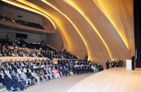 Azerbaijani President and his spouse attend Crans Montana Forum in Baku (PHOTO)